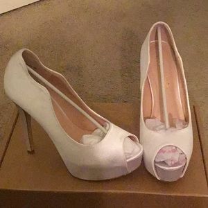 DREAM PAIRS Women's Swan-25 High Heels